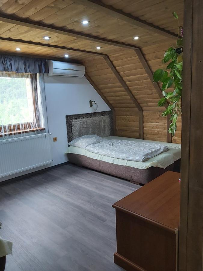 Kovacsszenaja Vendeghaz Villa Exterior foto